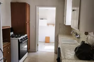 1024 W Longview Ave, Stockton, CA 95207 - Photo 5