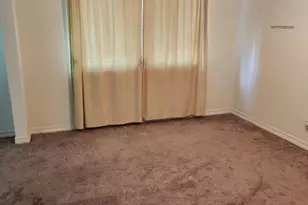 1024 W Longview Ave, Stockton, CA 95207 - Photo 9