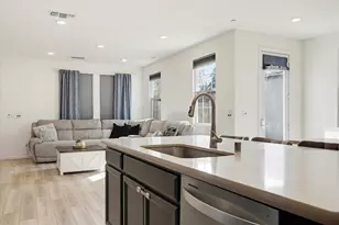 7969 Arcadia Dr, Citrus Heights, CA 95610 - Photo 9