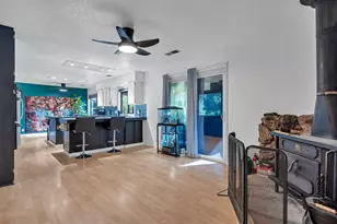 13621 Lynda Lynn Way, Redding, CA 96003 - Photo 5