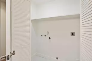 445 Almond Dr, Lodi, CA 95240 - Photo 23