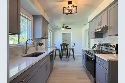 6797 Frates Way, Sacramento, CA 95831 - Photo 21