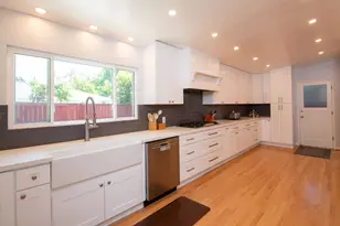 1118 Oxford Way, Stockton, CA 95204 - Photo 9