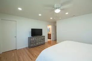 1118 Oxford Way, Stockton, CA 95204 - Photo 17