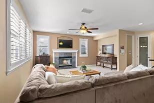 2104 Huxley Way, Modesto, CA 95356 - Photo 23