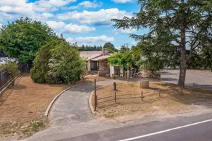 13230 4th St, Hickman, CA 95323 - Photo 9