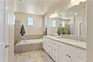 1916 Beale Cir, Lincoln, CA 95648 - Photo 37