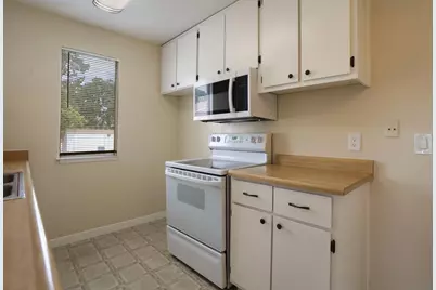 700 McCoy Court #42, Lodi, CA 95240 - Photo 15