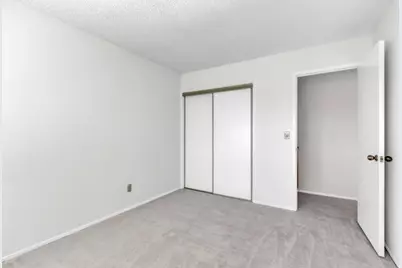 6400 Sunnyfield Way, Sacramento, CA 95823 - Photo 19