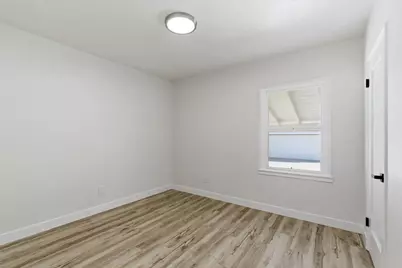 3700 24th Avenue, Sacramento, CA 95820 - Photo 19