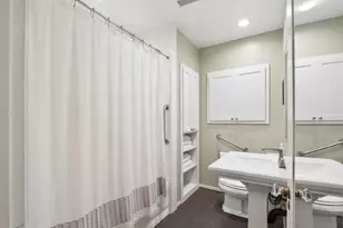 733 35th St, Sacramento, CA 95816 - Photo 27