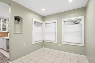 733 35th St, Sacramento, CA 95816 - Photo 21