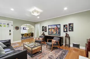 733 35th St, Sacramento, CA 95816 - Photo 7