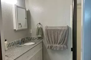 1172 Spruce Tree Cir, Sacramento, CA 95831 - Photo 7