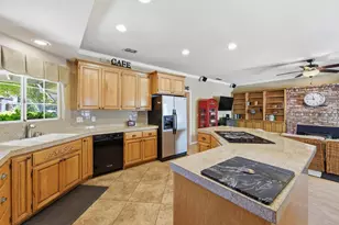 2669 Stockwood Dr, Roseville, CA 95661 - Photo 25
