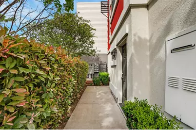 2038 20th Street, Sacramento, CA 95818 - Photo 21