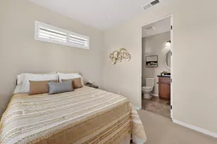 2038 20th St, Sacramento, CA 95818 - Photo 17