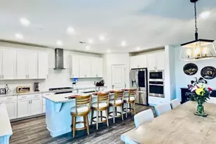 9704 Tangelo Cir, Elk Grove, CA 95624 - Photo 9