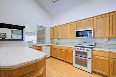 862 Moonbeam Way, Turlock, CA 95382 - Photo 13