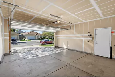 9795 W Taron Dr, Elk Grove, CA 95757 - Photo 59