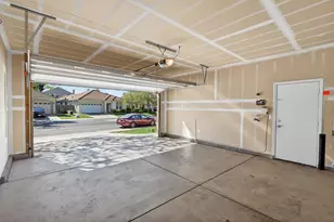 9795 W Taron Dr, Elk Grove, CA 95757 - Photo 59