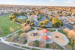 9795 W Taron Dr, Elk Grove, CA 95757 - Photo 87