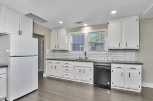 145 N Powers Ave, Manteca, CA 95336 - Photo 9