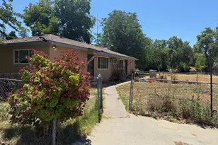 2660 19th Ave, Sacramento, CA 95820 - Photo 3