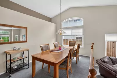 9083 Fanega Court, Elk Grove, CA 95758 - Photo 5