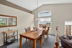 9083 Fanega Ct, Elk Grove, CA 95758 - Photo 5