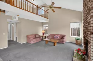 9083 Fanega Ct, Elk Grove, CA 95758 - Photo 17