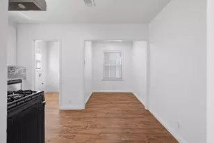 210 E Bush St, Lemoore, CA 93245 - Photo 9