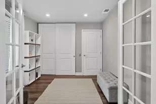 3925 Talmage Ct, Sacramento, CA 95827 - Photo 13