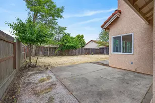 8174 Finmere Way, Sacramento, CA 95829 - Photo 45