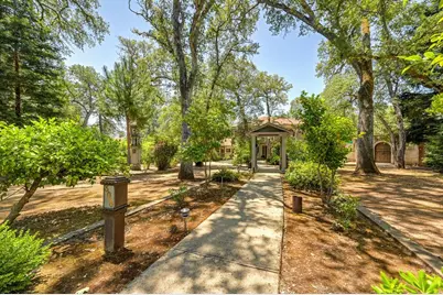 808 Orange Grove Way, Folsom, CA 95630 - Photo 5