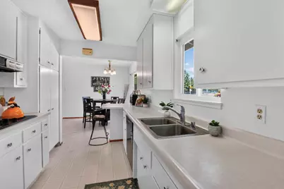 710 Villanova Drive, Davis, CA 95616 - Photo 9