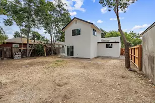 2411 W Fremont St, Stockton, CA 95203 - Photo 25