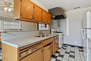 20 Shilling Ave, Lathrop, CA 95330 - Photo 11