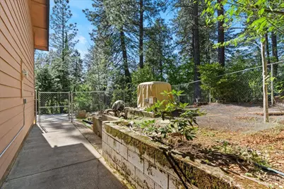 10128 Howe Avenue, Grass Valley, CA 95949 - Photo 65