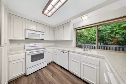 6814 San Dimas Court, Citrus Heights, CA 95621 - Photo 7