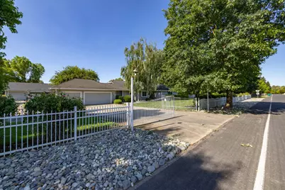 2738 Stony Creek Circle, Acampo, CA 95220 - Photo 3