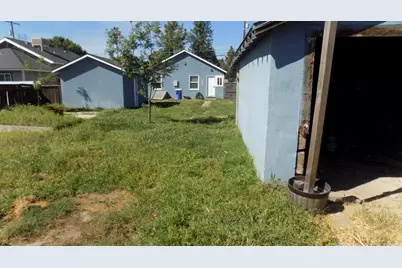 307 E Malone St. Street, Stratford, CA 93230 - Photo 7