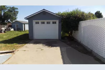 307 E Malone St. Street, Stratford, CA 93230 - Photo 3