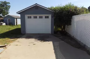 307 E Malone St St, Stratford, CA 93230 - Photo 3