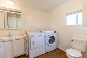 Clinton, Jackson, CA 95642 - Photo 11