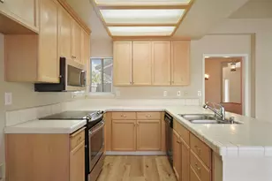 9446 Tuscany Cir, Stockton, CA 95210 - Photo 15