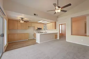 9446 Tuscany Cir, Stockton, CA 95210 - Photo 13