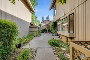 1973 Discovery Village Ln, Gold River, CA 95670 - Photo 41