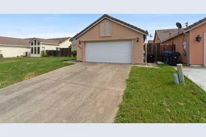 8009 Parkgate Way, Sacramento, CA 95828 - Photo 3