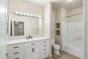 1900 Danbrook Dr, Sacramento, CA 95835 - Photo 23